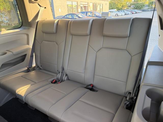 Honda Pilot EX-L 2WD 5-Spd AT with DVD 2010