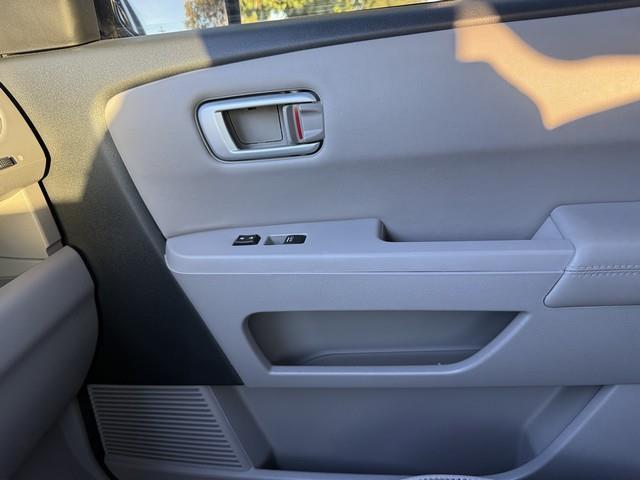 Honda Pilot EX-L 2WD 5-Spd AT with DVD 2010