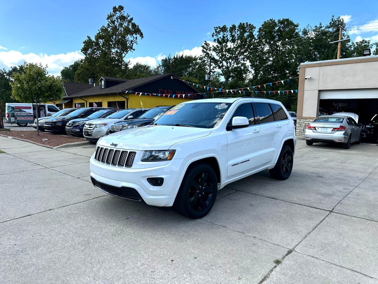 Jeep Grand Cherokee 4WD 4dr Altitude 2015 Jeep Grand Cherokee 4WD 4dr Altitude 2015