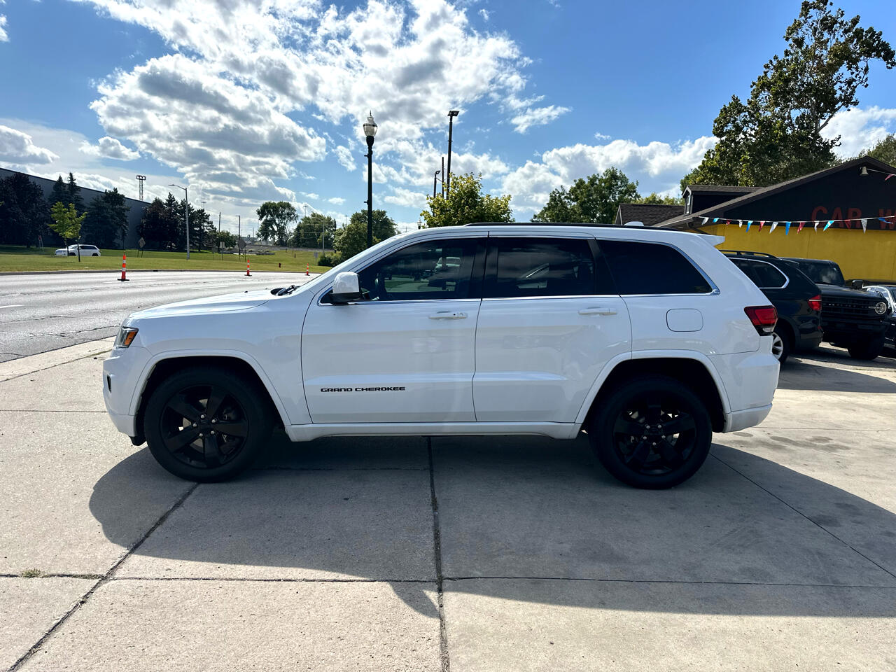Jeep Grand Cherokee 4WD 4dr Altitude 2015 Jeep Grand Cherokee 4WD 4dr Altitude 2015