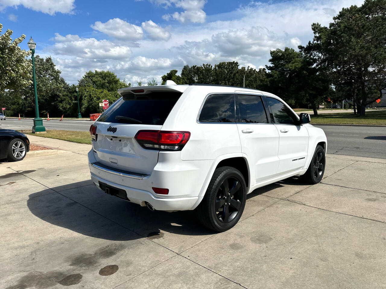 Jeep Grand Cherokee 4WD 4dr Altitude 2015 Jeep Grand Cherokee 4WD 4dr Altitude 2015