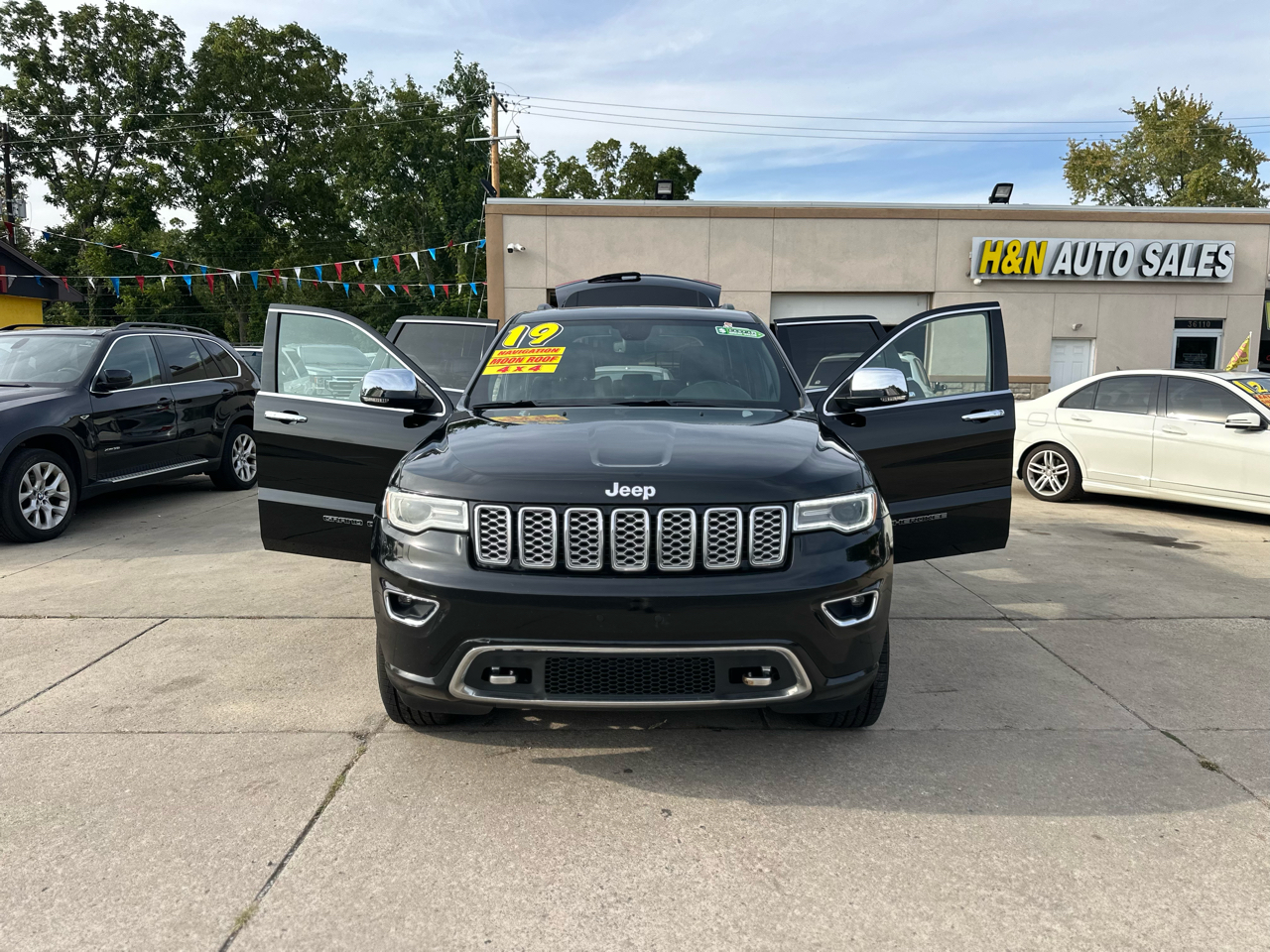 Jeep Grand Cherokee Overland 4x4 2019 Jeep Grand Cherokee Overland 4x4 2019