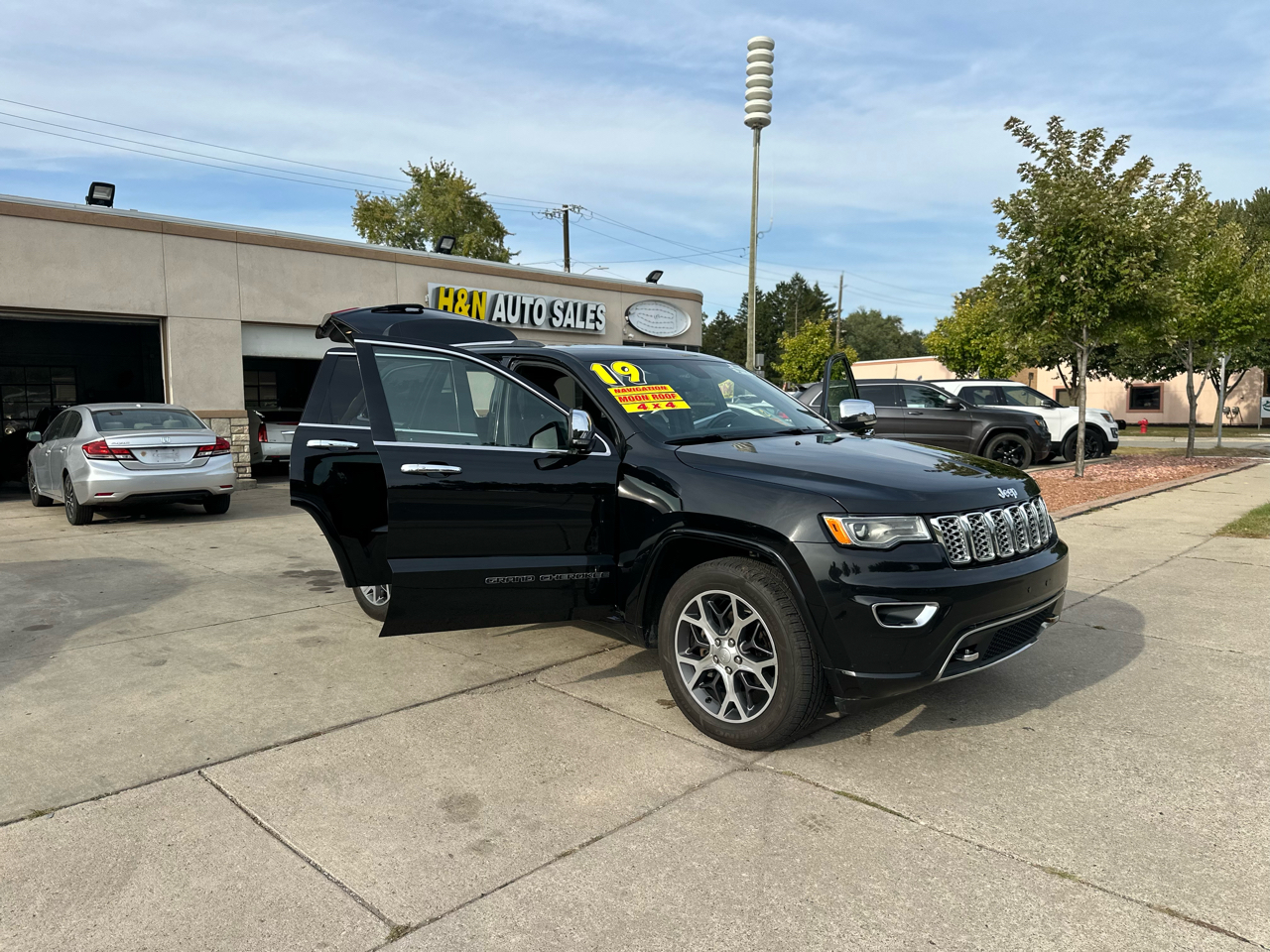 Jeep Grand Cherokee Overland 4x4 2019 Jeep Grand Cherokee Overland 4x4 2019