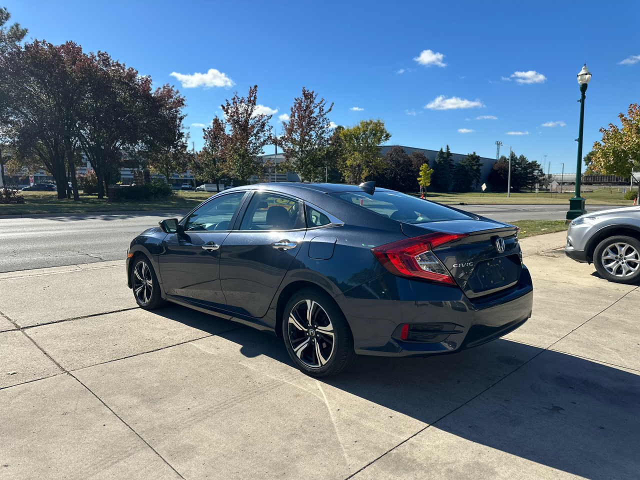 Honda Civic Sedan 4dr CVT Touring 2016 Honda Civic Sedan 4dr CVT Touring 2016