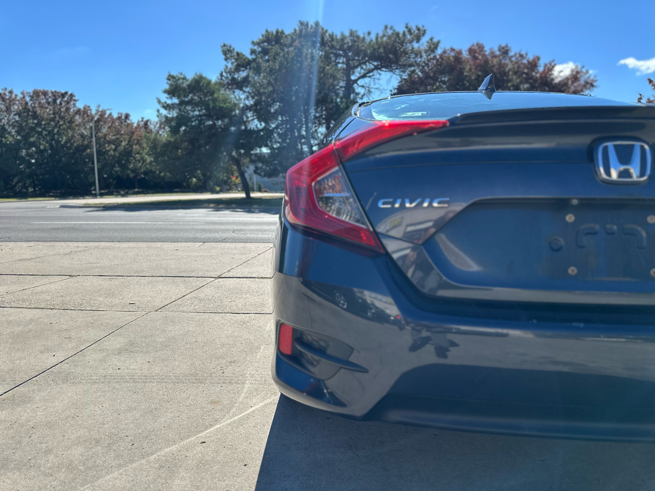 Honda Civic Sedan 4dr CVT Touring 2016 Honda Civic Sedan 4dr CVT Touring 2016