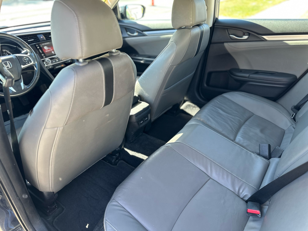 Honda Civic Sedan 4dr CVT Touring 2016 Honda Civic Sedan 4dr CVT Touring 2016