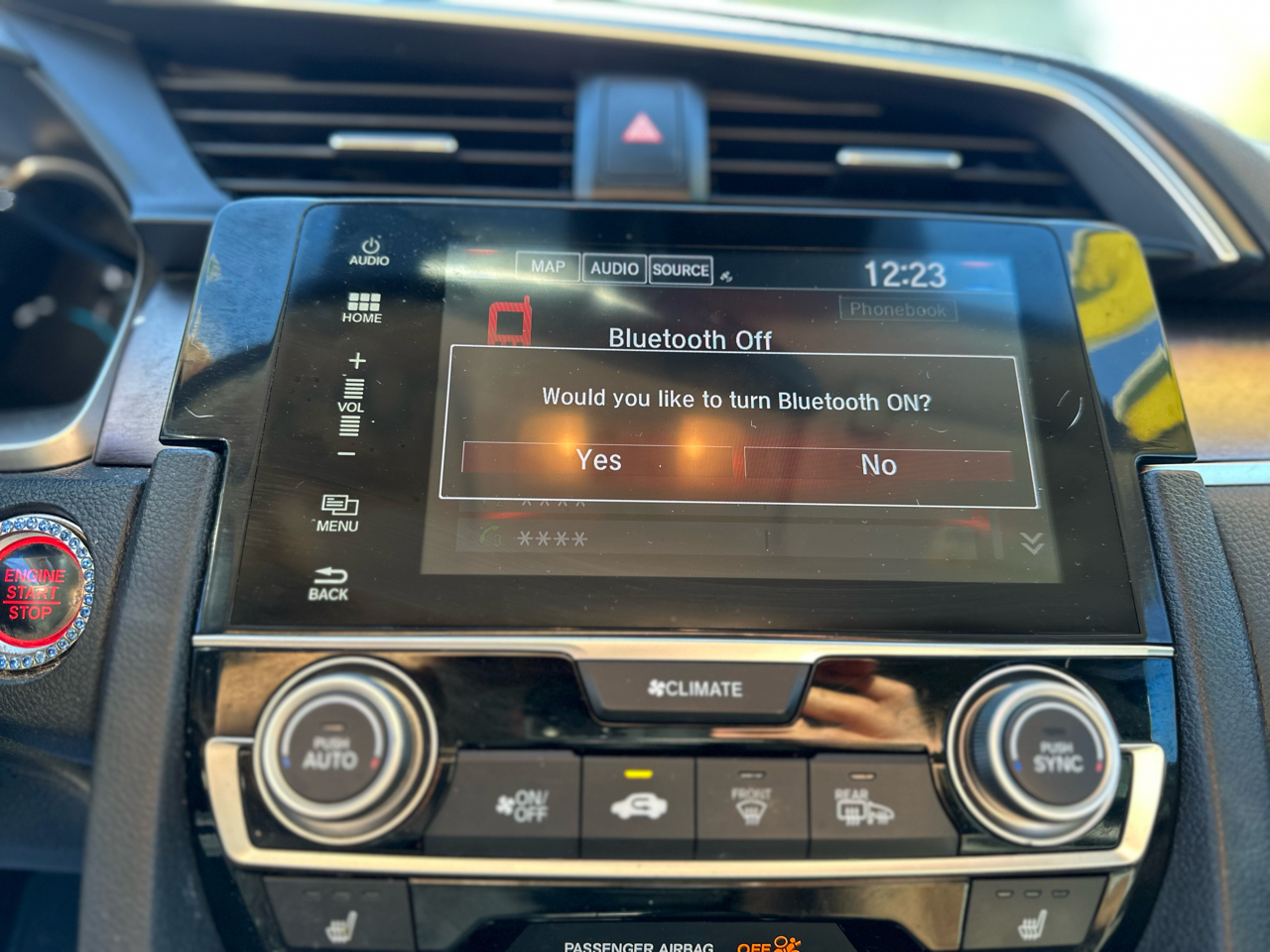 Honda Civic Sedan 4dr CVT Touring 2016 Honda Civic Sedan 4dr CVT Touring 2016