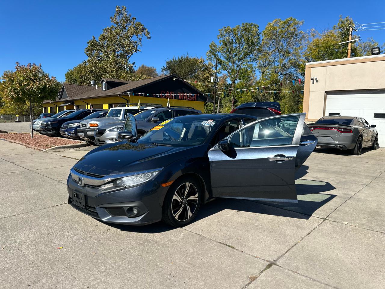 Honda Civic Sedan 4dr CVT Touring 2016 Honda Civic Sedan 4dr CVT Touring 2016