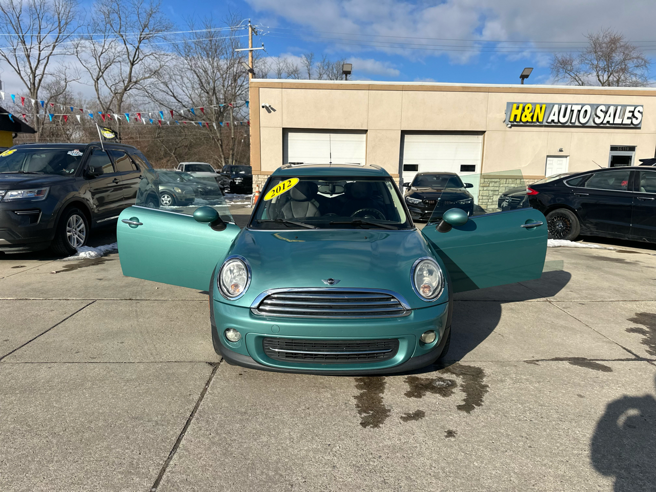 MINI Cooper Clubman 2dr Cpe 2012