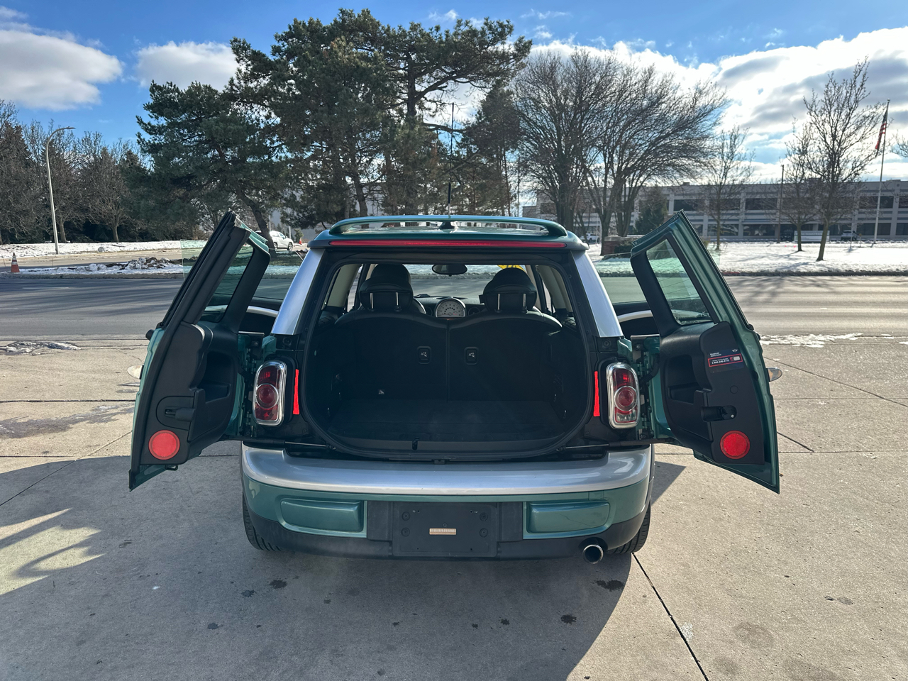 MINI Cooper Clubman 2dr Cpe 2012