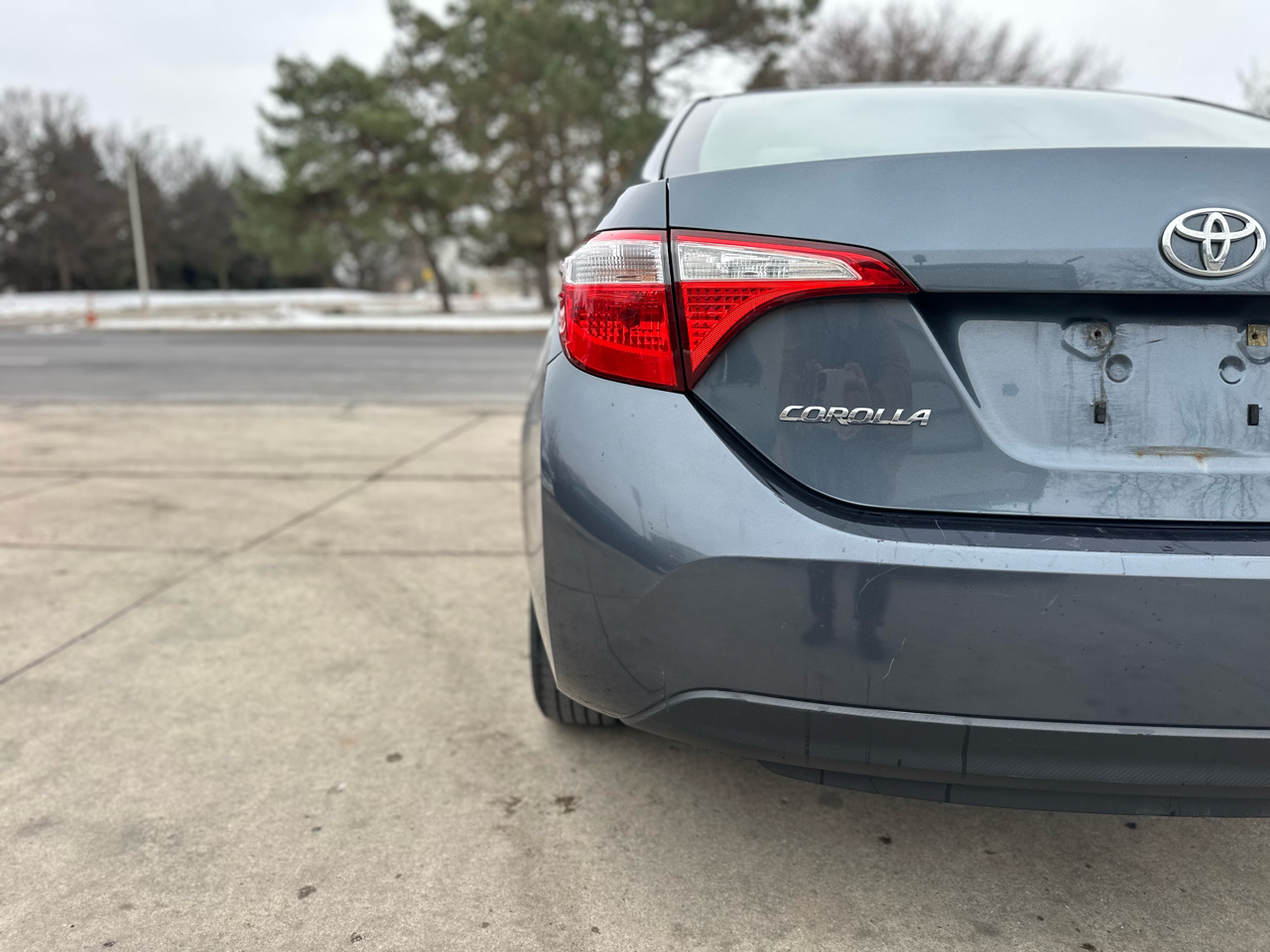 Toyota Corolla 4dr Sdn CVT LE Premium (Natl) 2015