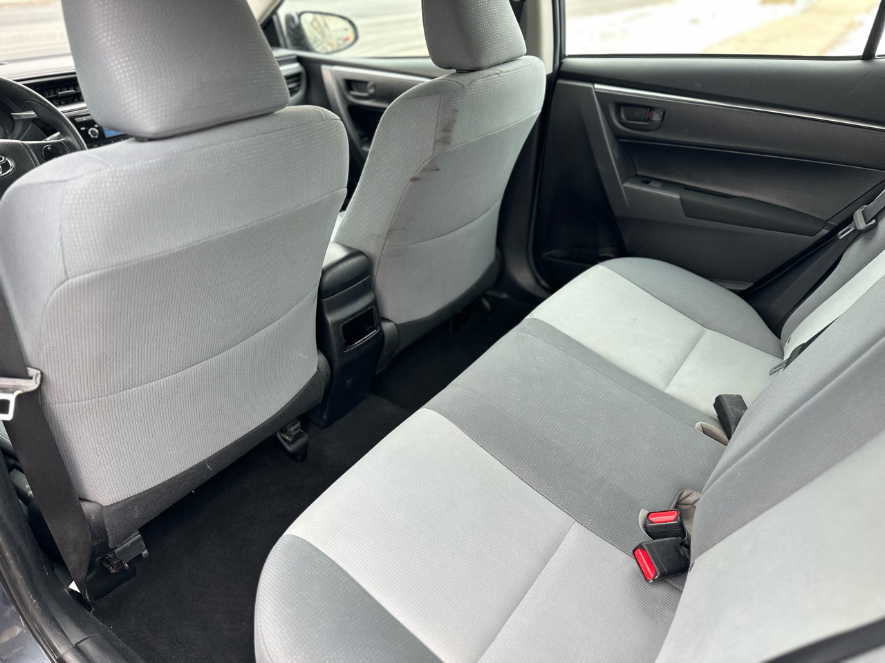 Toyota Corolla 4dr Sdn CVT LE Premium (Natl) 2015