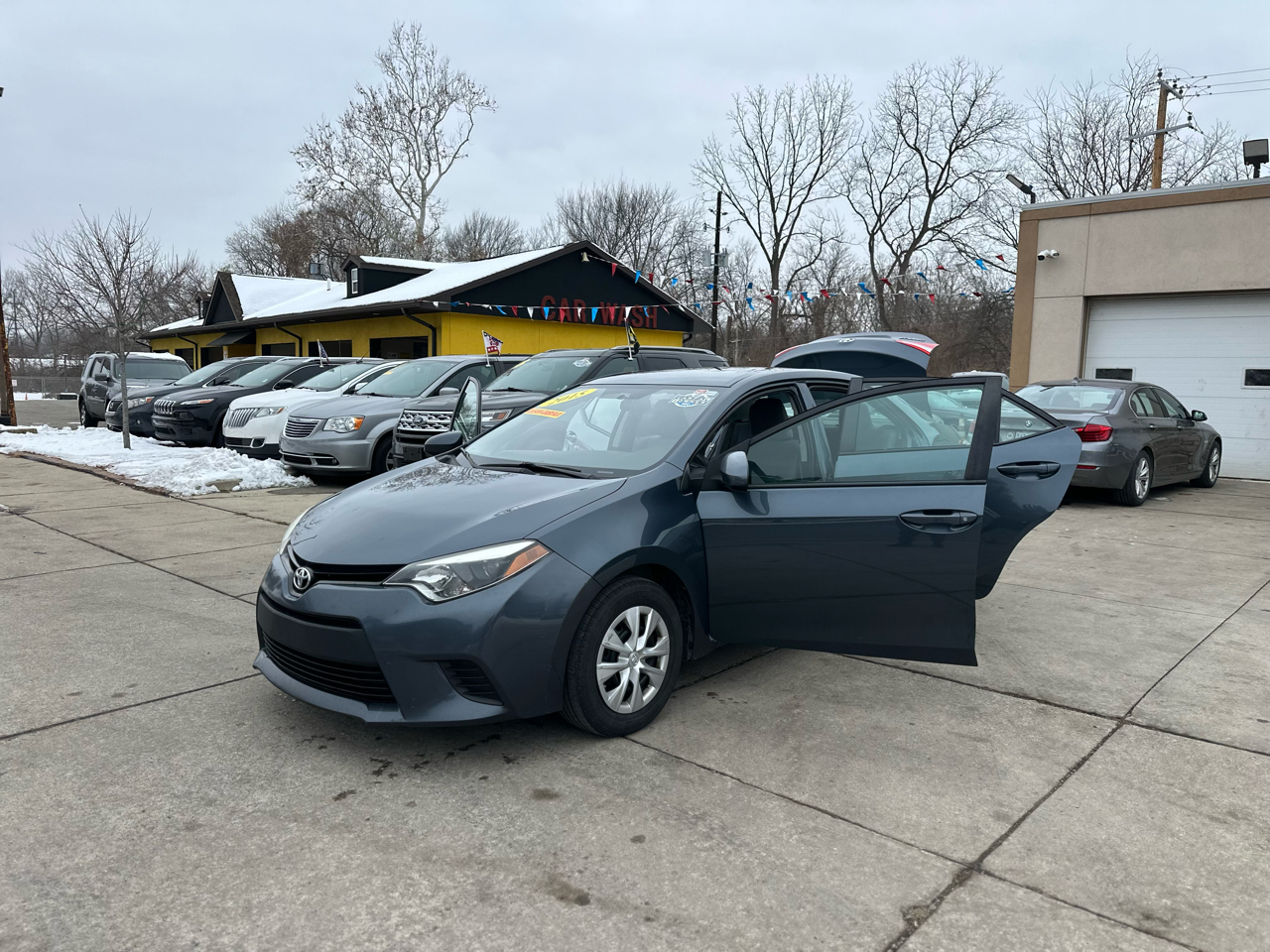 Toyota Corolla 4dr Sdn CVT LE Premium (Natl) 2015