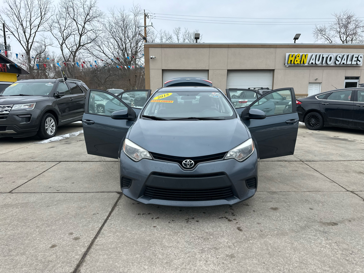 Toyota Corolla 4dr Sdn CVT LE Premium (Natl) 2015