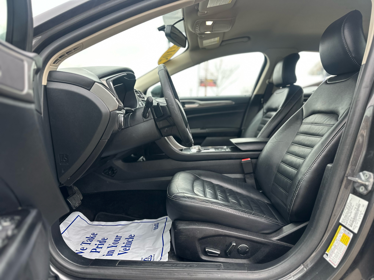 Ford Fusion SE FWD 2017