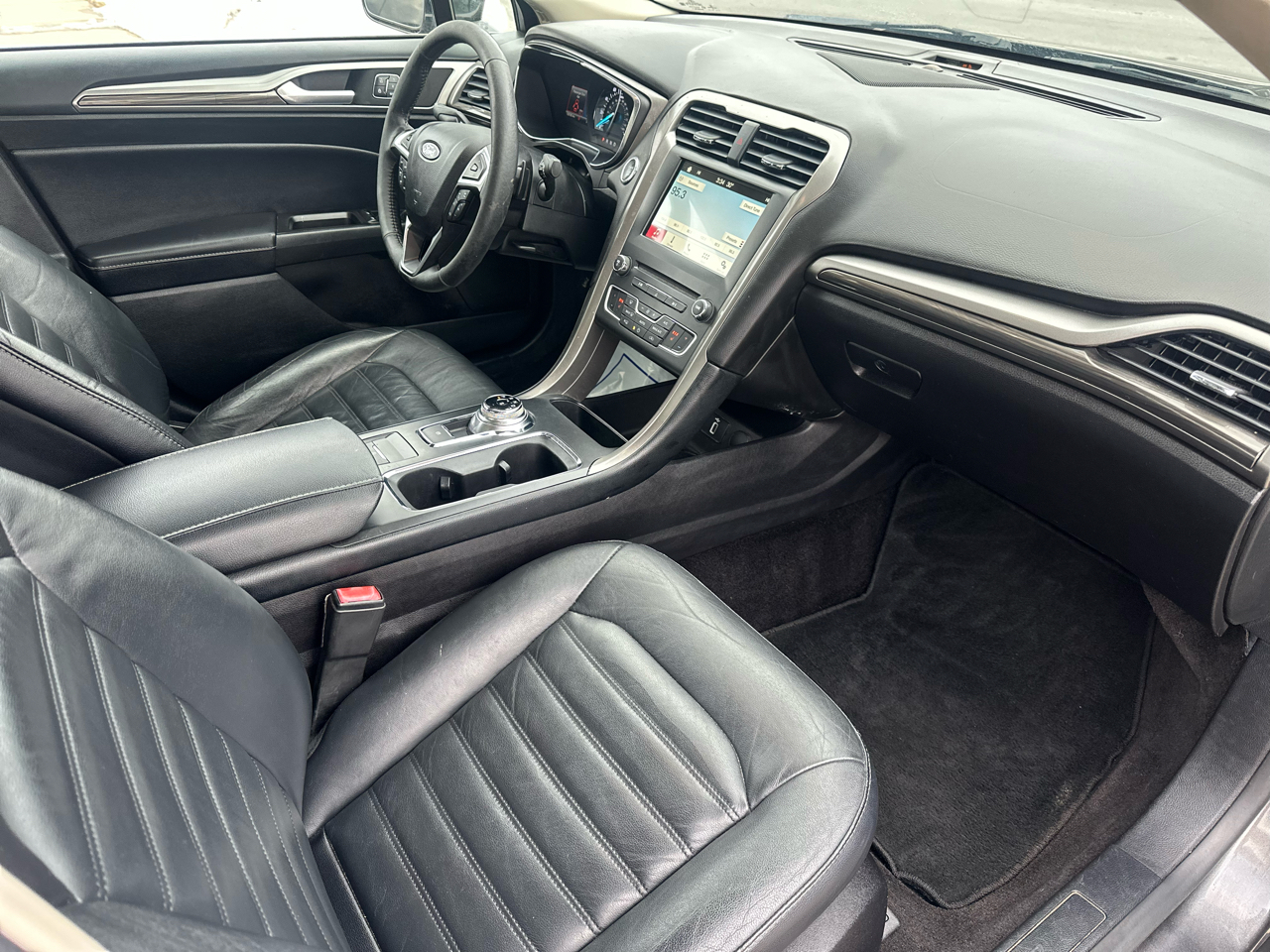 Ford Fusion SE FWD 2017