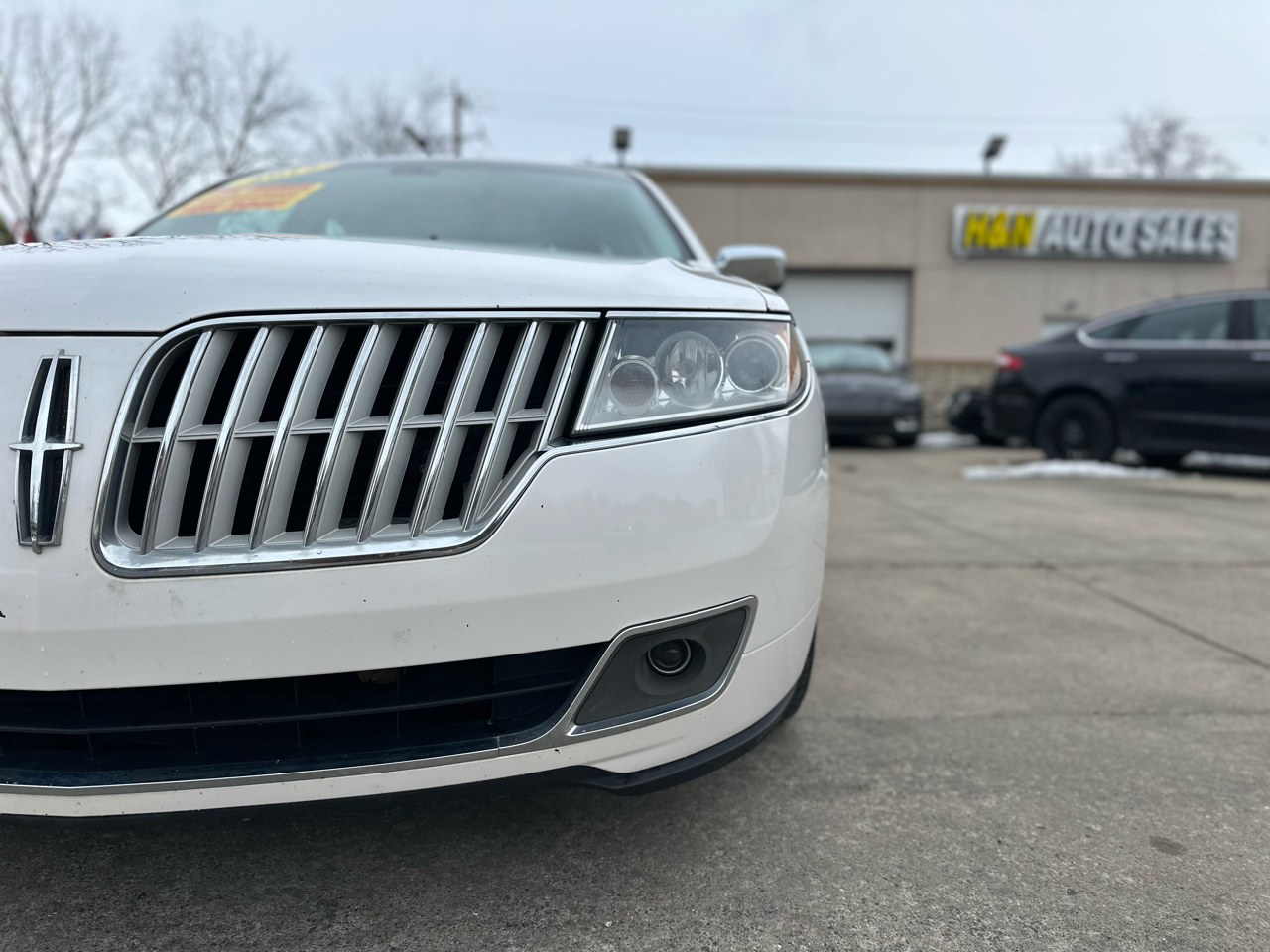 Lincoln MKZ 4dr Sdn FWD 2012