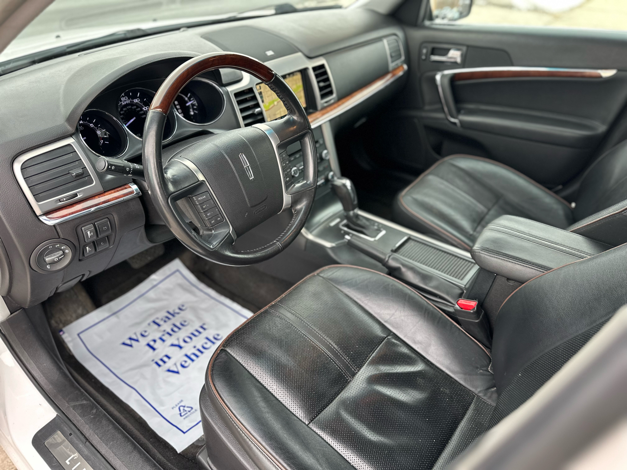 Lincoln MKZ 4dr Sdn FWD 2012