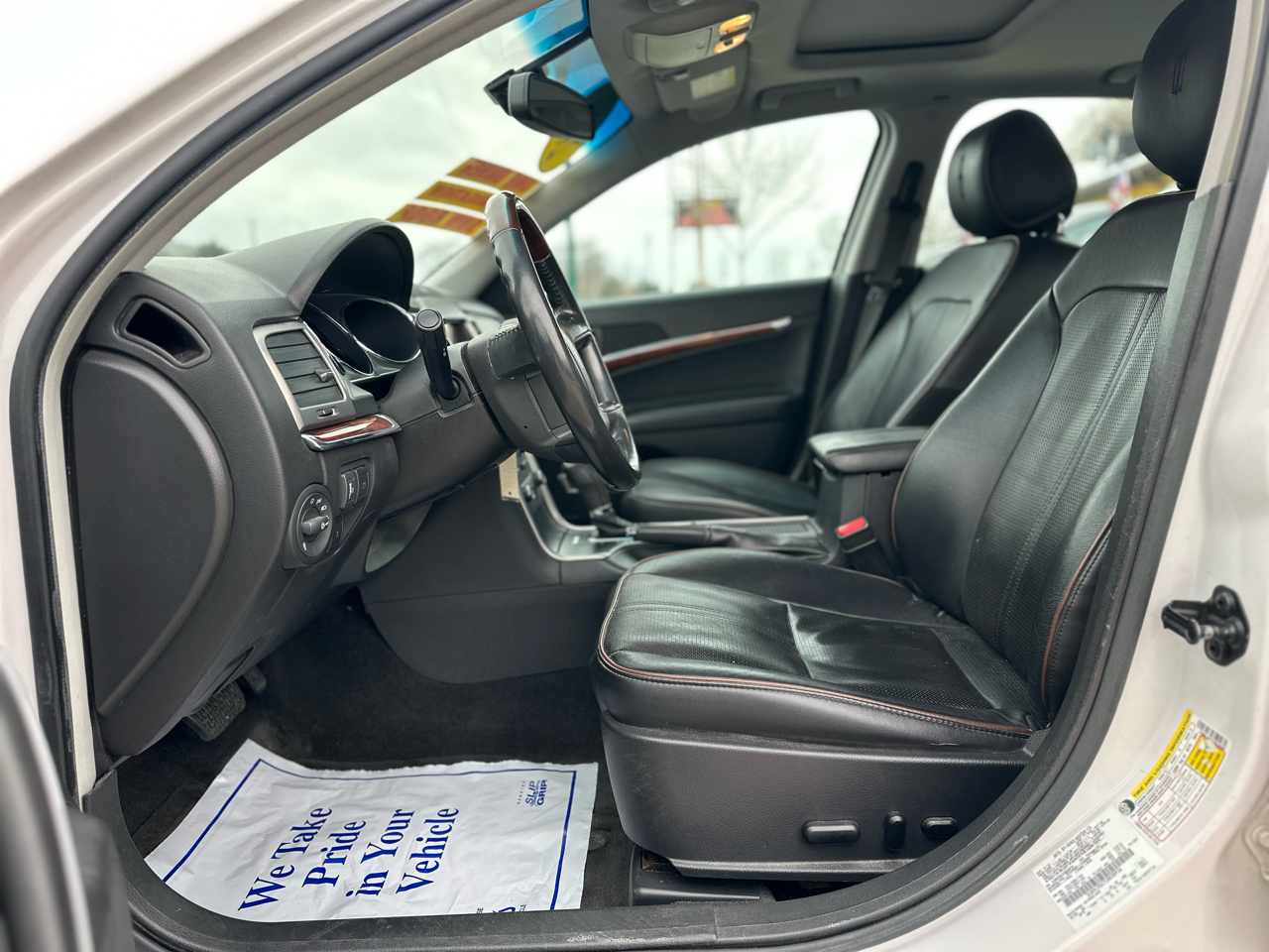 Lincoln MKZ 4dr Sdn FWD 2012