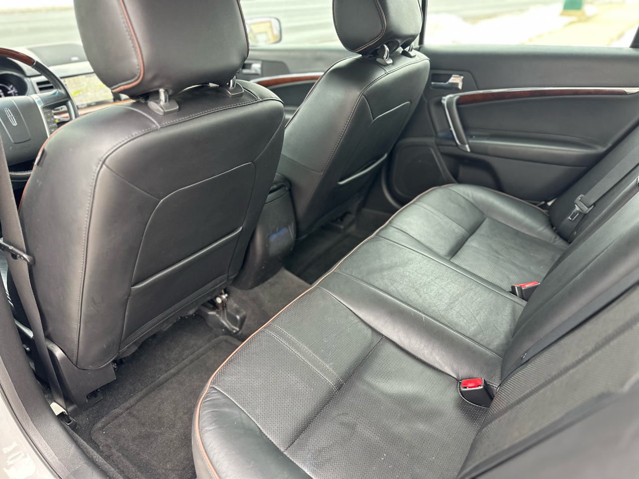 Lincoln MKZ 4dr Sdn FWD 2012