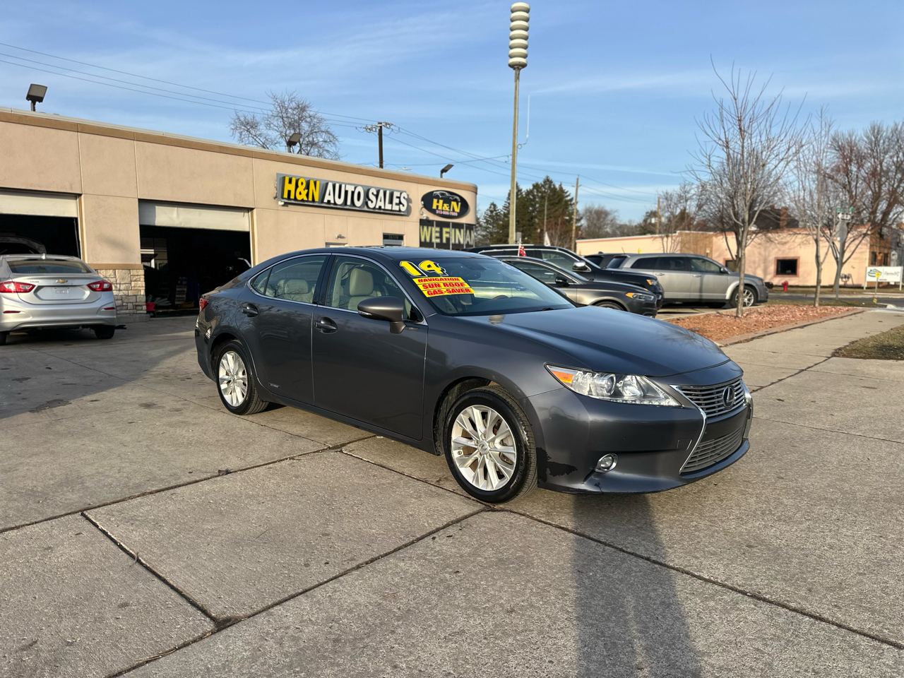 Lexus ES 300h 4dr Sdn Hybrid 2014