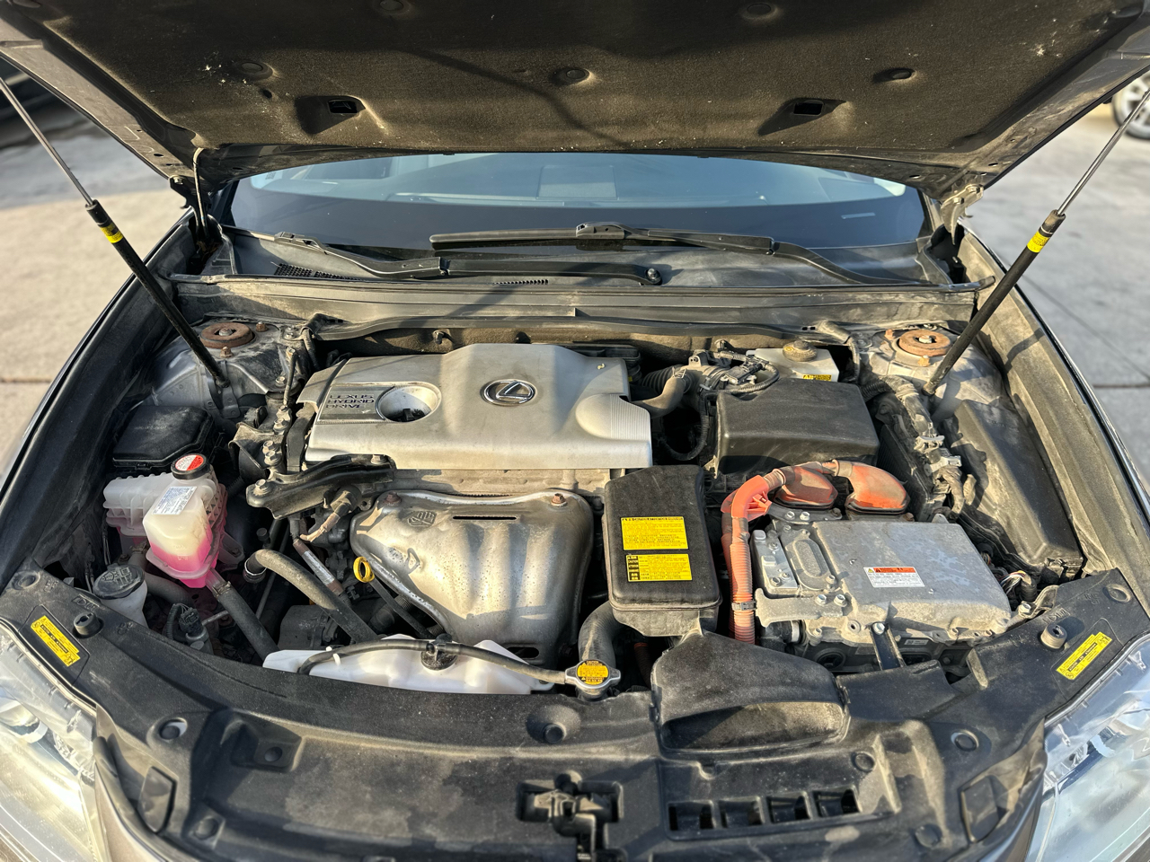 Lexus ES 300h 4dr Sdn Hybrid 2014