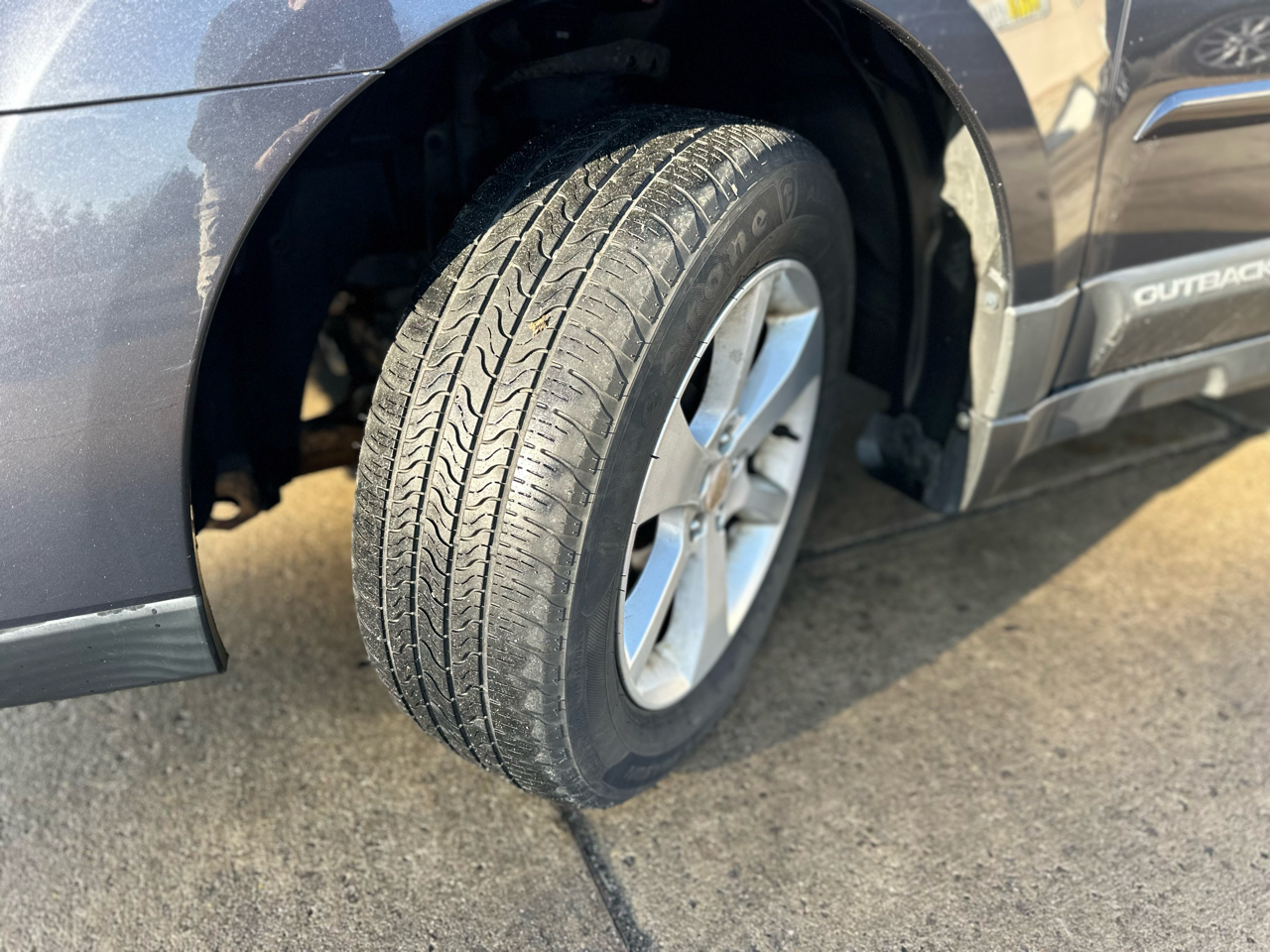 Subaru Outback 4dr Wgn H4 Auto 2.5i Premium 2013