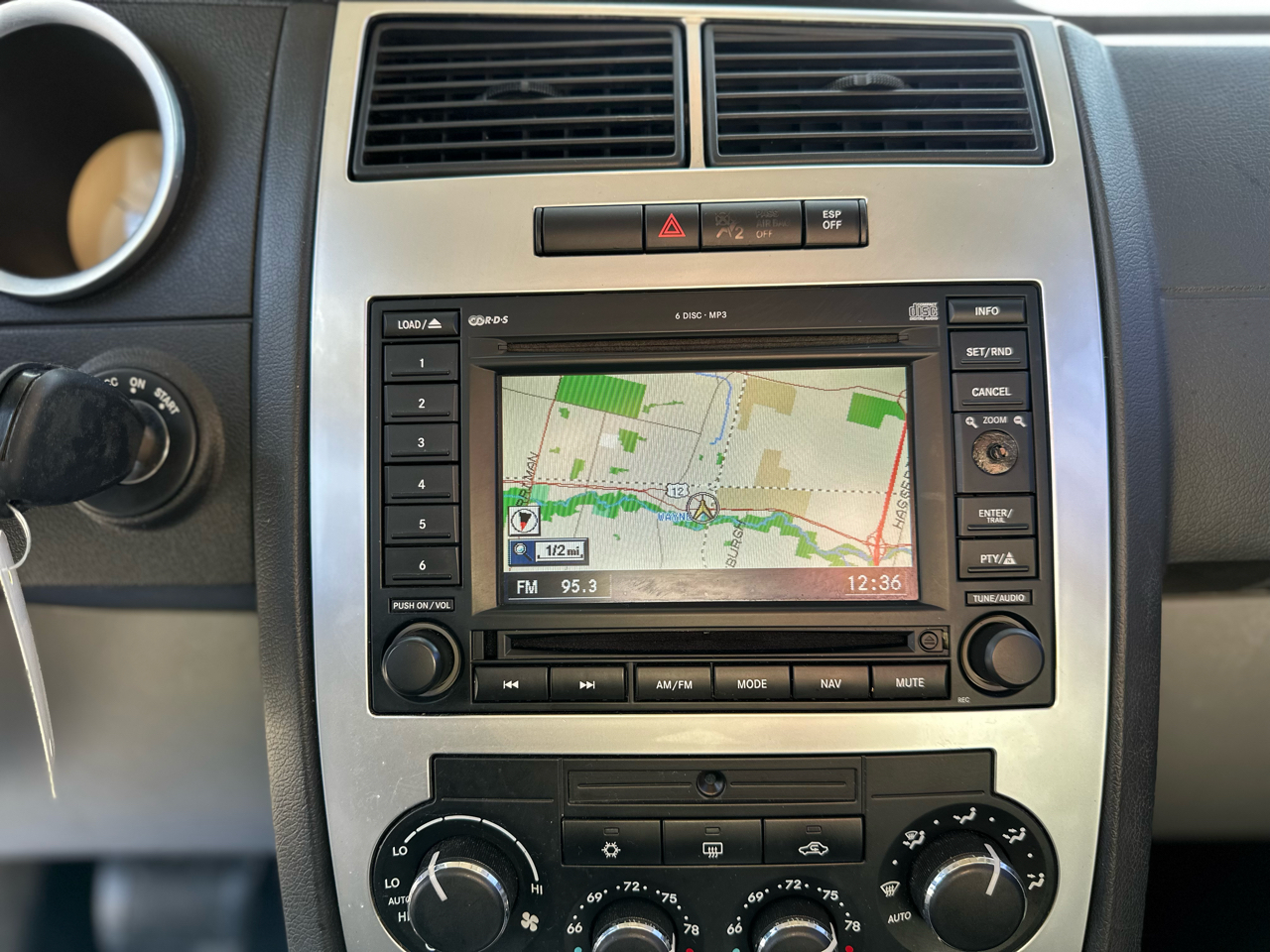 Dodge Charger 4dr Sdn R/T RWD 2006