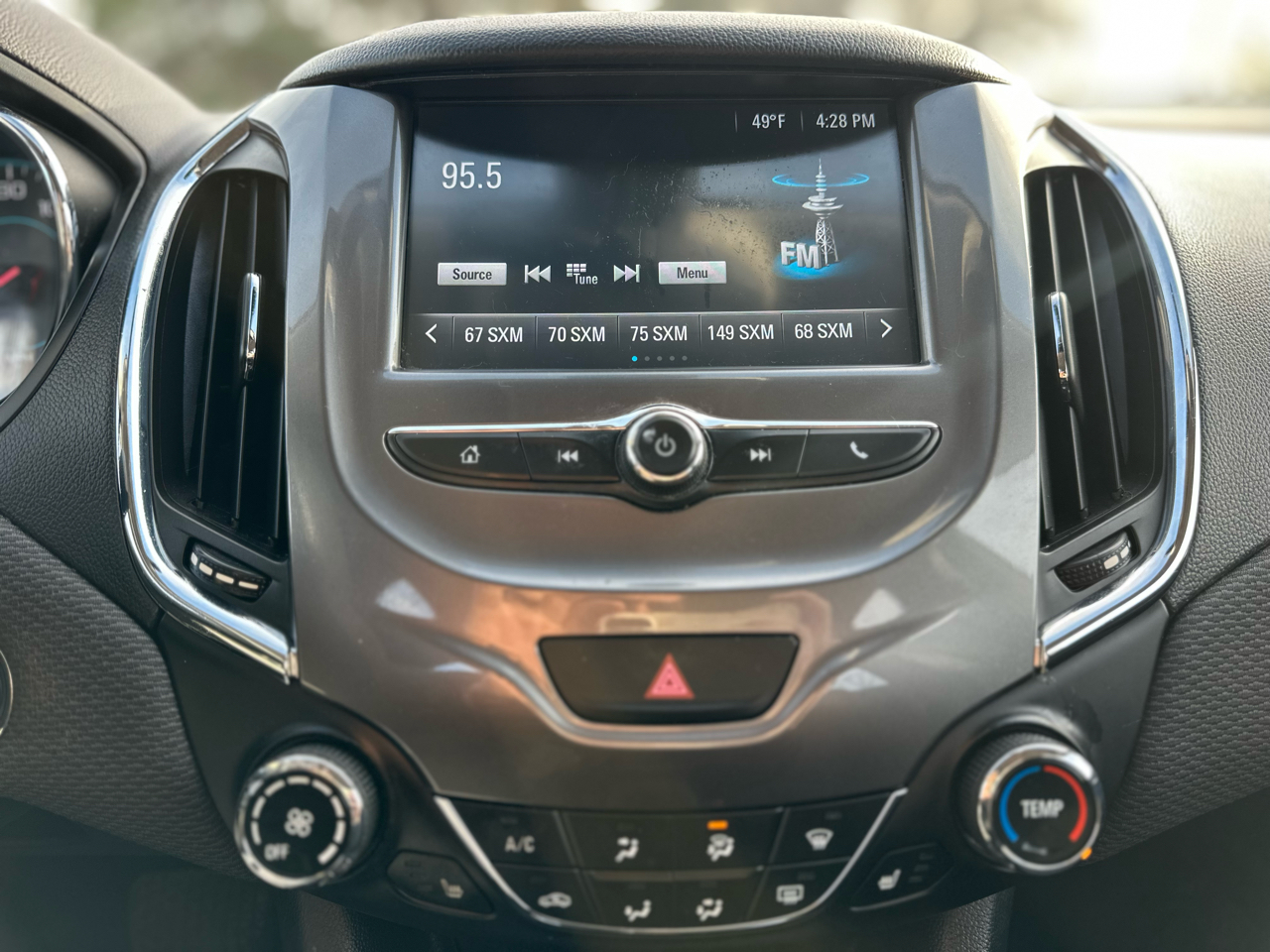 Chevrolet Cruze 4dr Sdn 1.4L LT w/1SD 2017