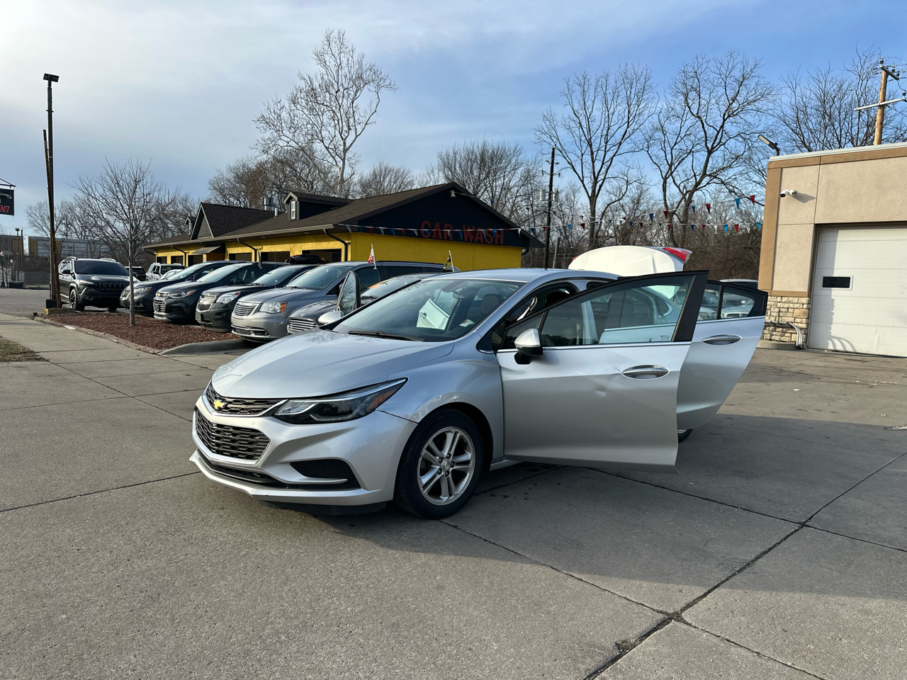 Chevrolet Cruze 4dr Sdn 1.4L LT w/1SD 2017