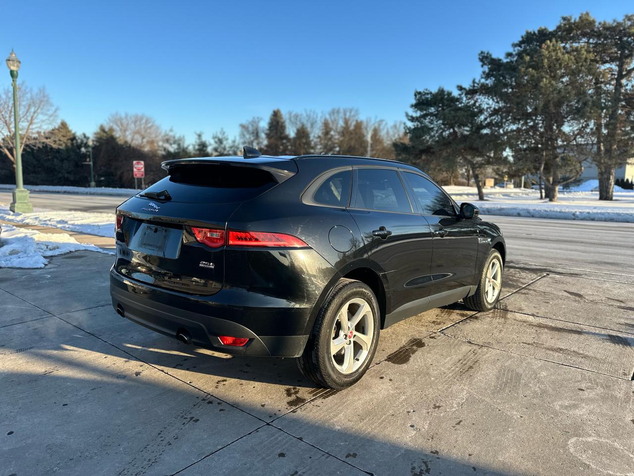 Jaguar F-Pace 25t Premium AWD 2018