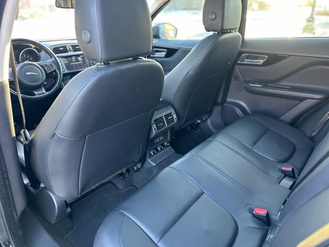 Jaguar F-Pace 25t Premium AWD 2018