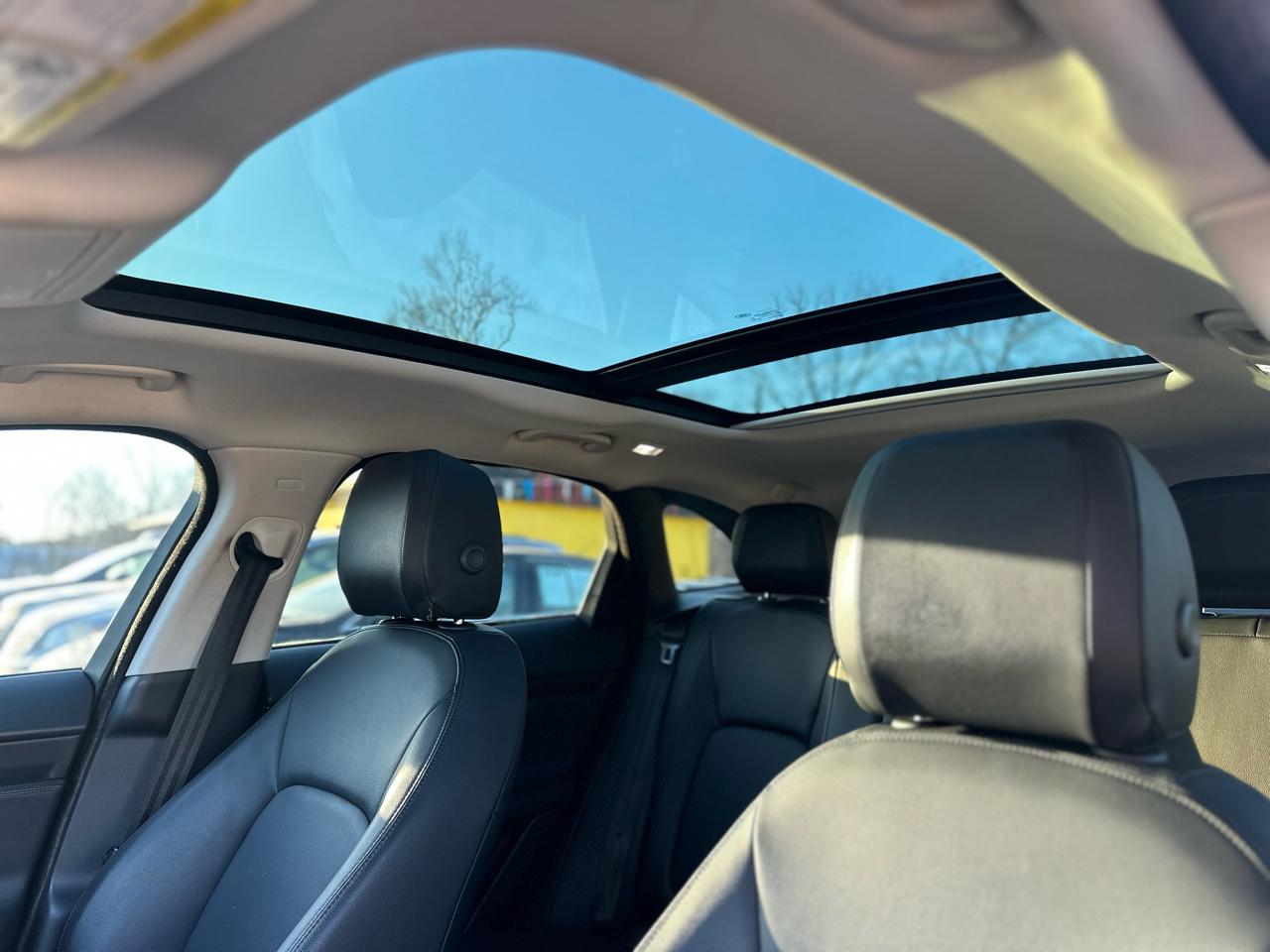 Jaguar F-Pace 25t Premium AWD 2018