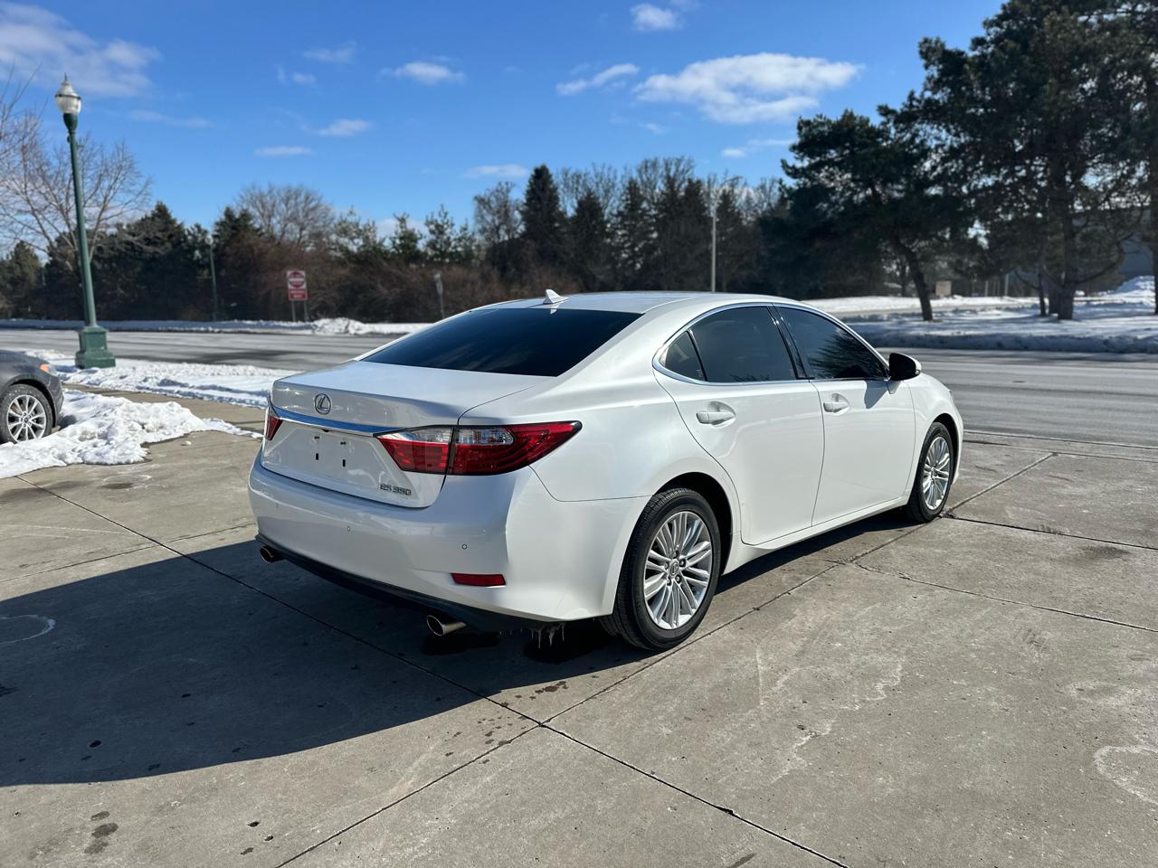 Lexus ES 350 4dr Sdn 2013