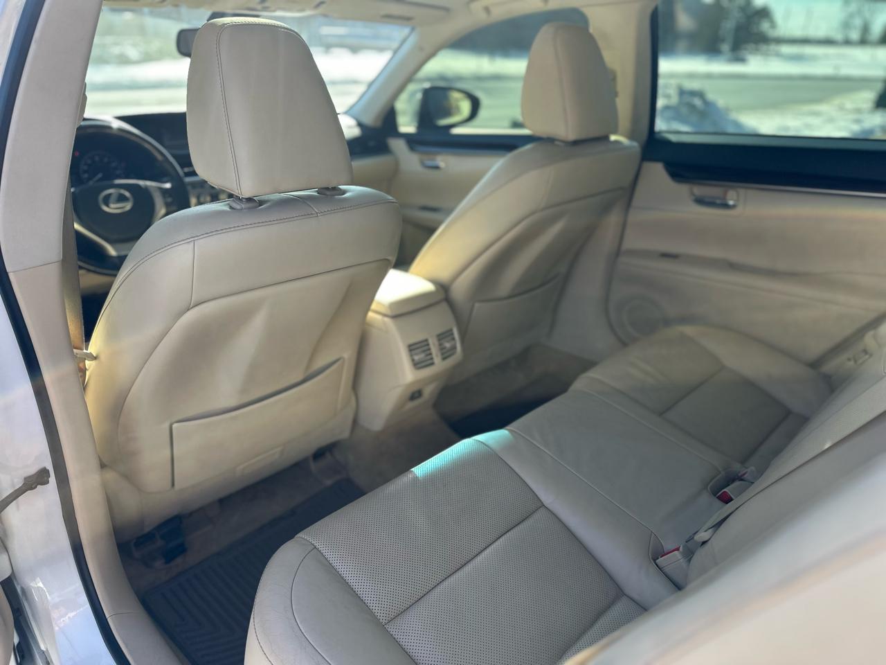 Lexus ES 350 4dr Sdn 2013