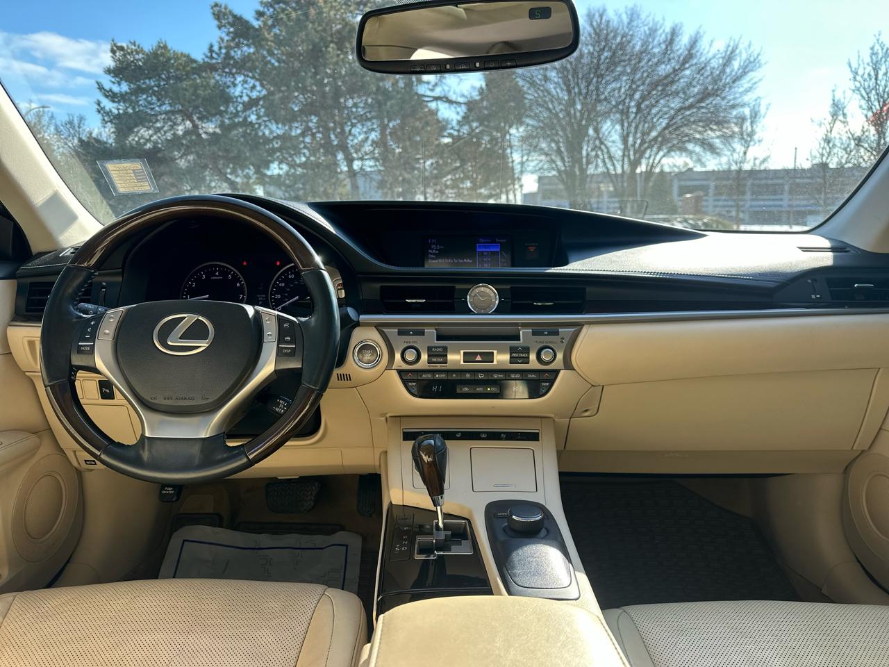 Lexus ES 350 4dr Sdn 2013