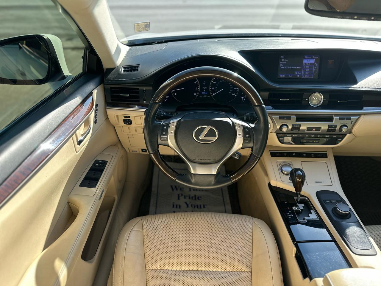 Lexus ES 350 4dr Sdn 2013