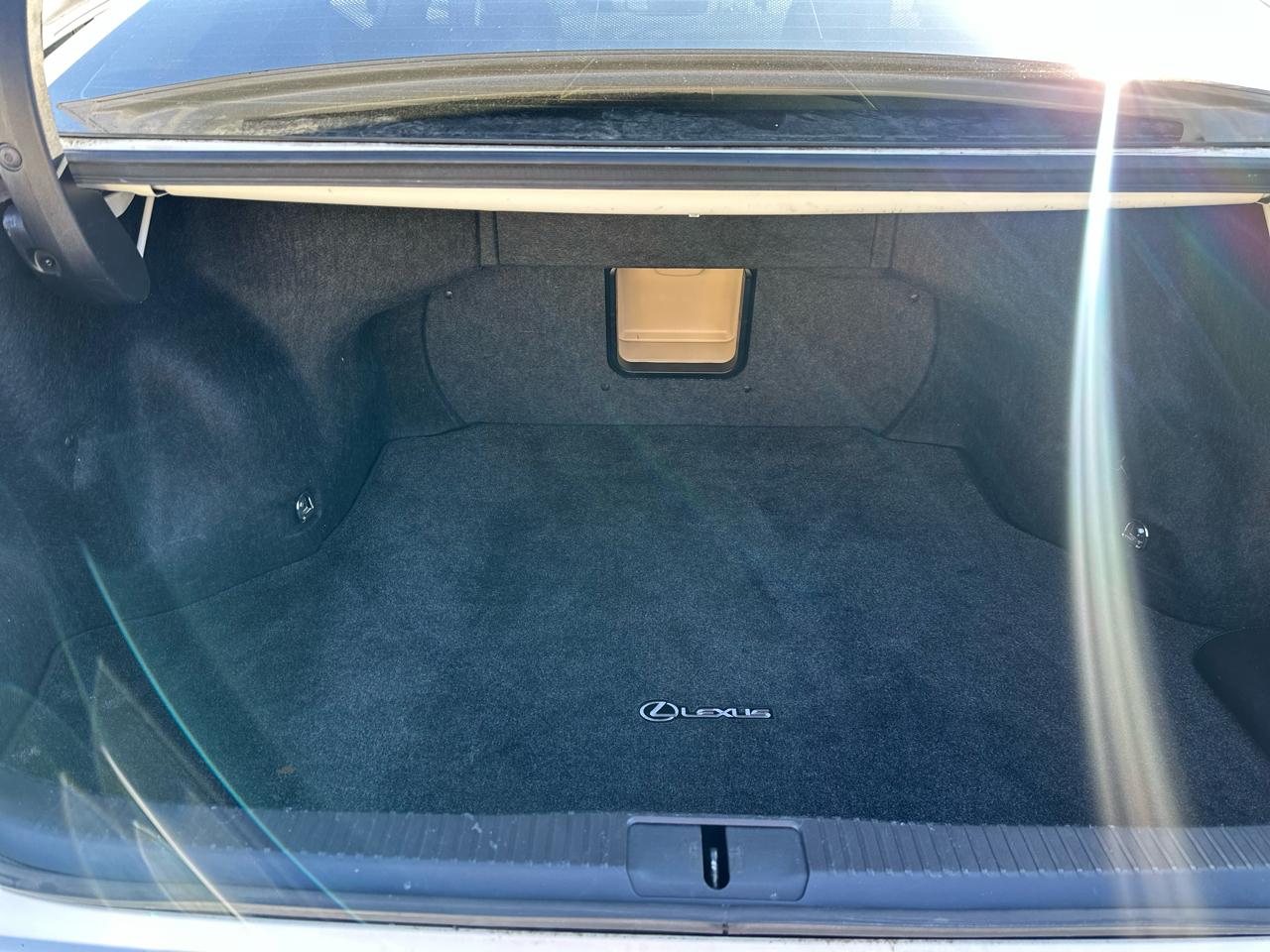 Lexus ES 350 4dr Sdn 2013