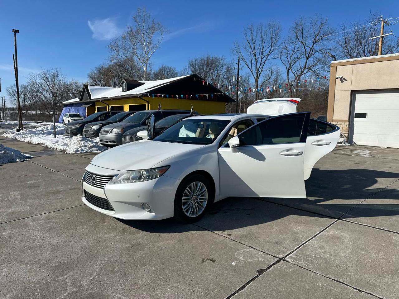 Lexus ES 350 4dr Sdn 2013