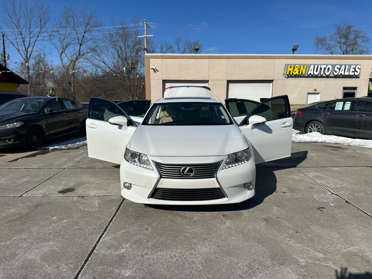 Lexus ES 350 4dr Sdn 2013