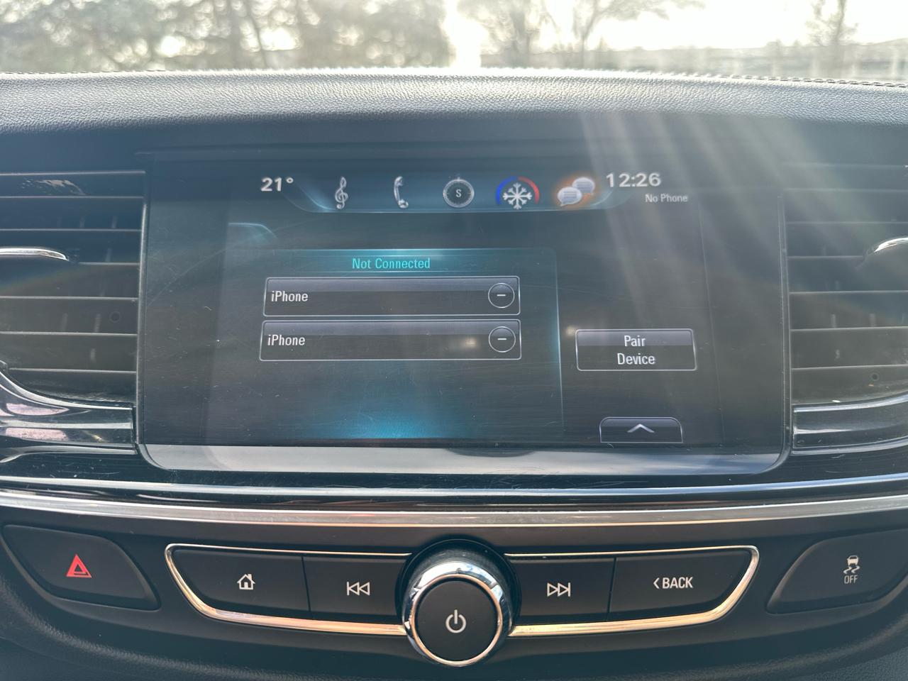 Buick Regal Sportback 4dr Sdn Essence FWD 2018