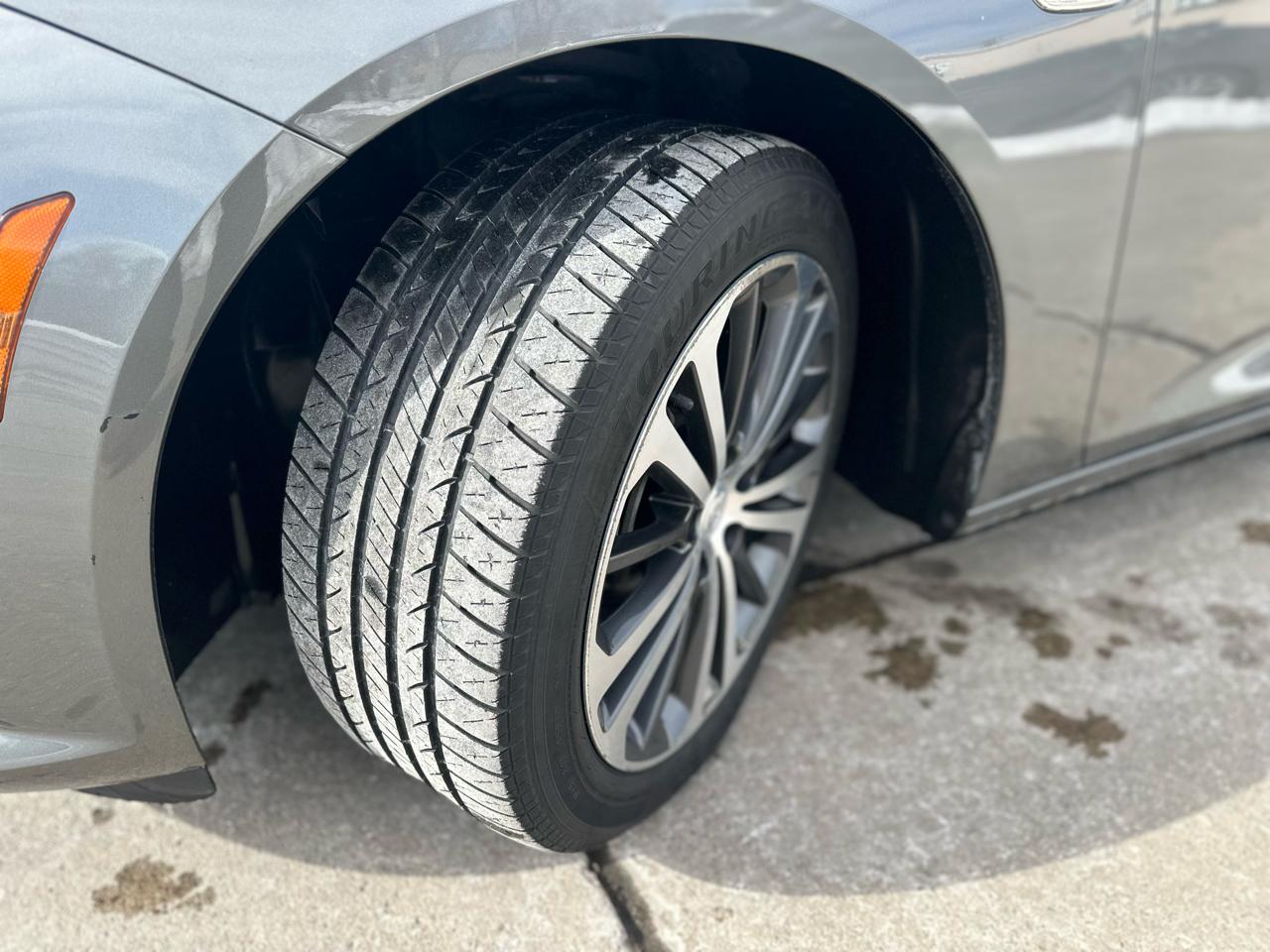 Buick Regal Sportback 4dr Sdn Essence FWD 2018