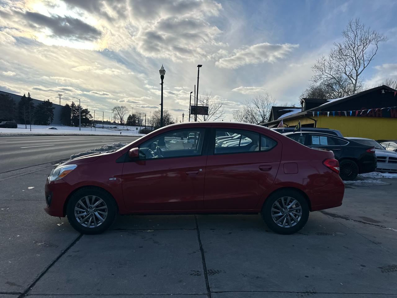 Mitsubishi Mirage G4 ES CVT 2018