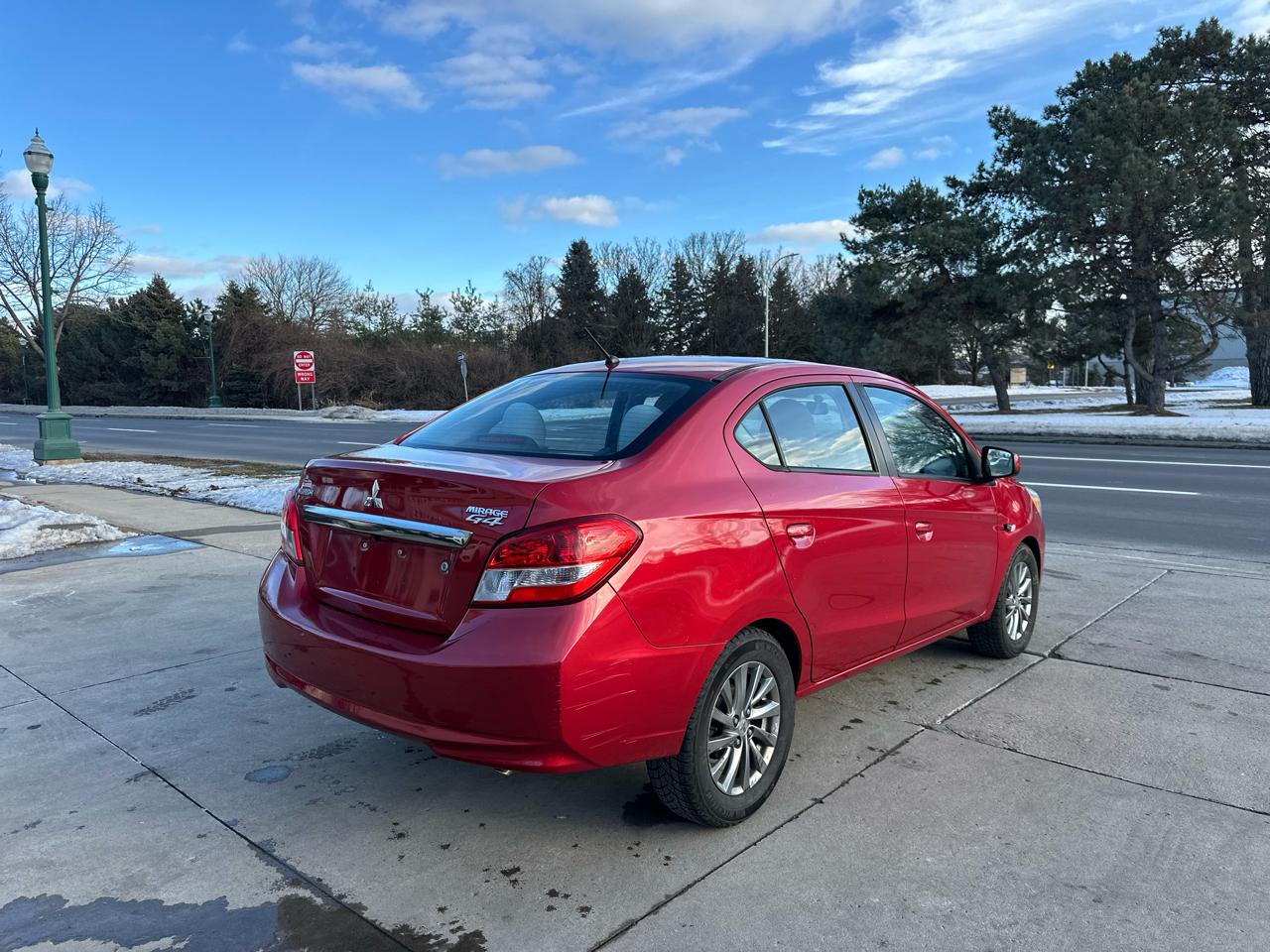Mitsubishi Mirage G4 ES CVT 2018