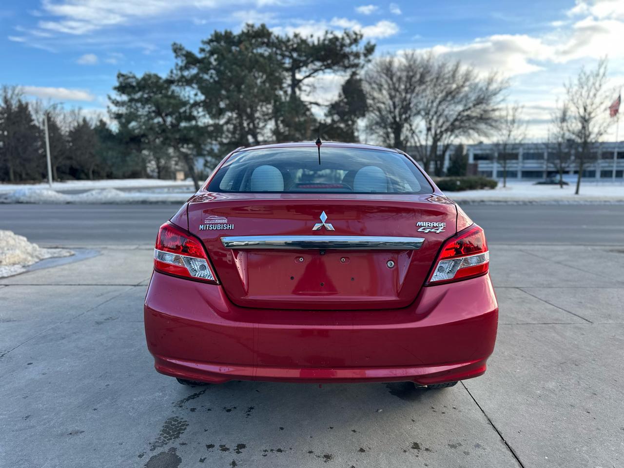 Mitsubishi Mirage G4 ES CVT 2018