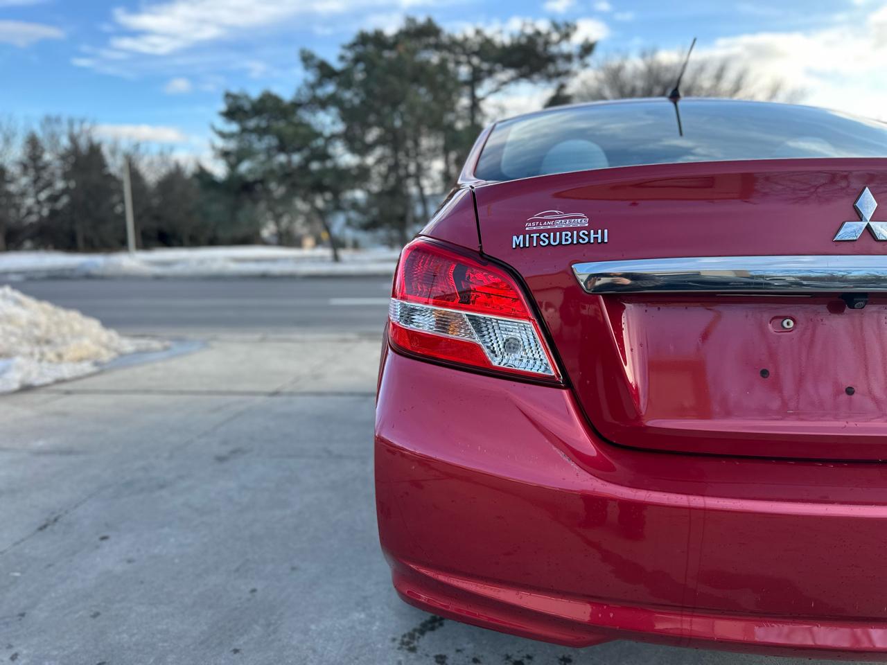 Mitsubishi Mirage G4 ES CVT 2018