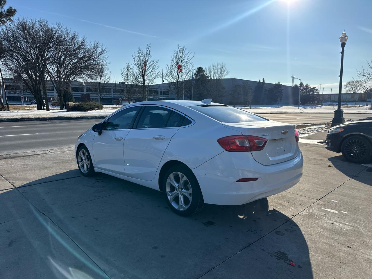 Chevrolet Cruze 4dr Sdn 1.4L Premier w/1SF 2017