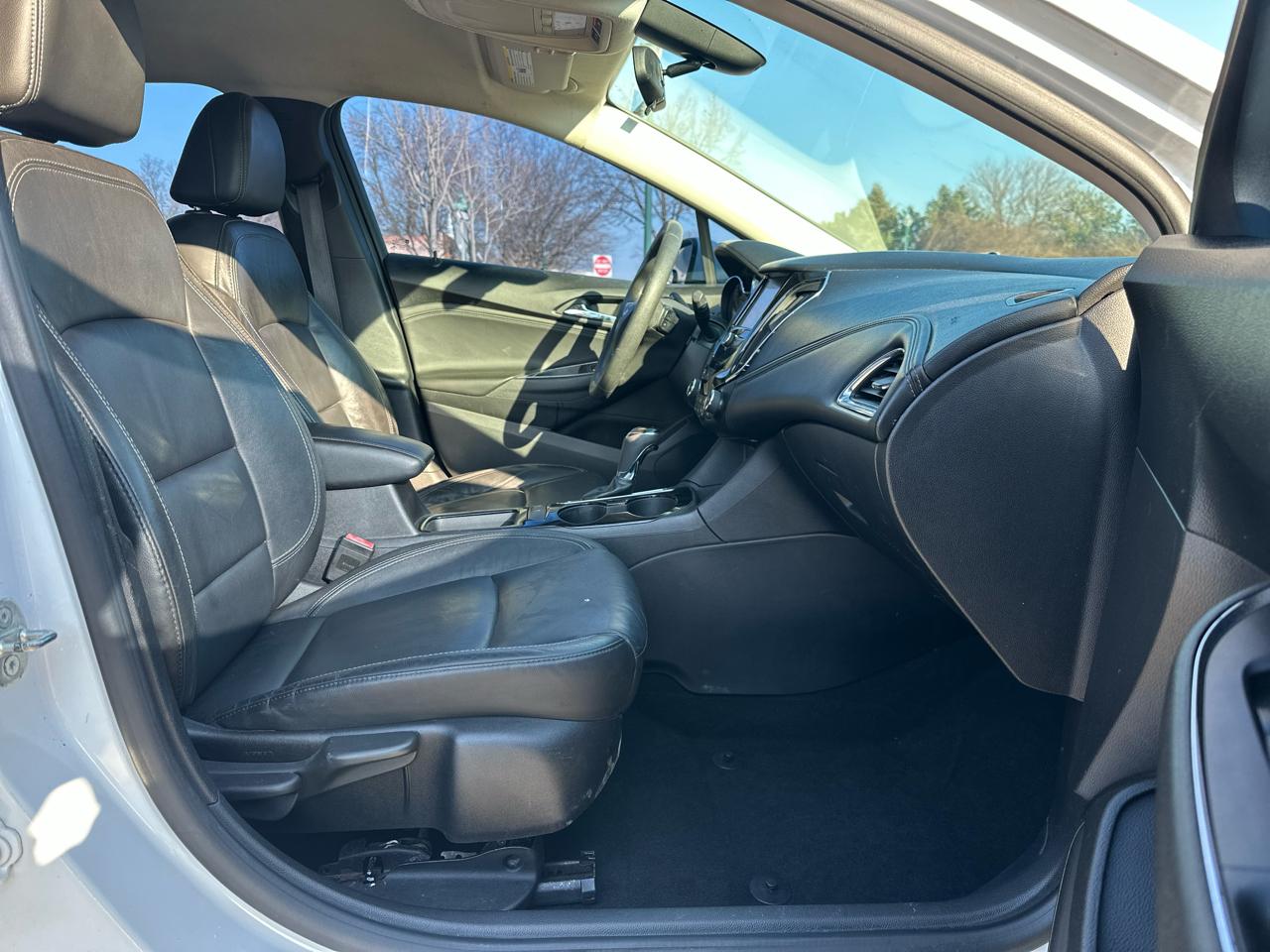 Chevrolet Cruze 4dr Sdn 1.4L Premier w/1SF 2017