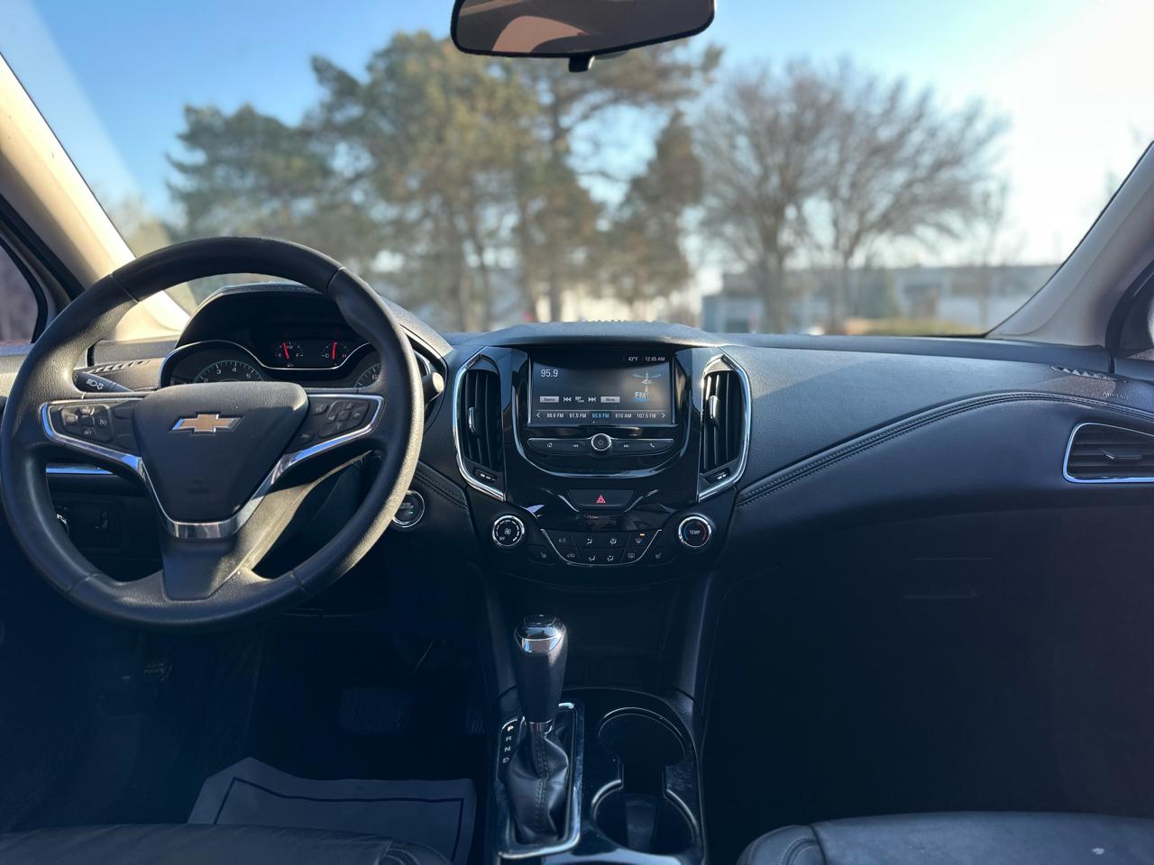 Chevrolet Cruze 4dr Sdn 1.4L Premier w/1SF 2017