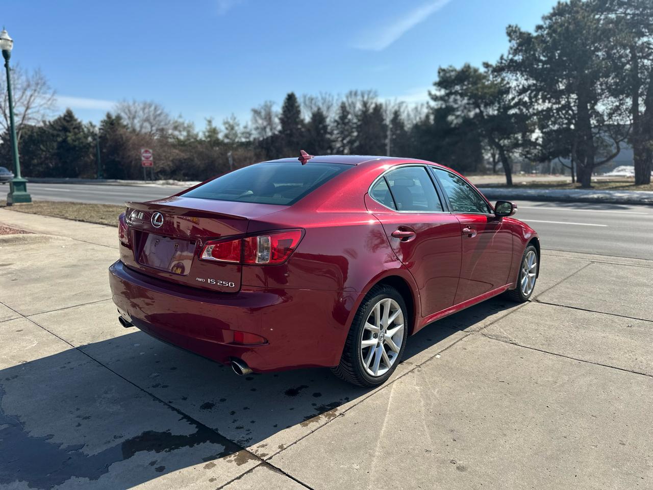 Lexus IS 250 4dr Sport Sdn Auto AWD 2011